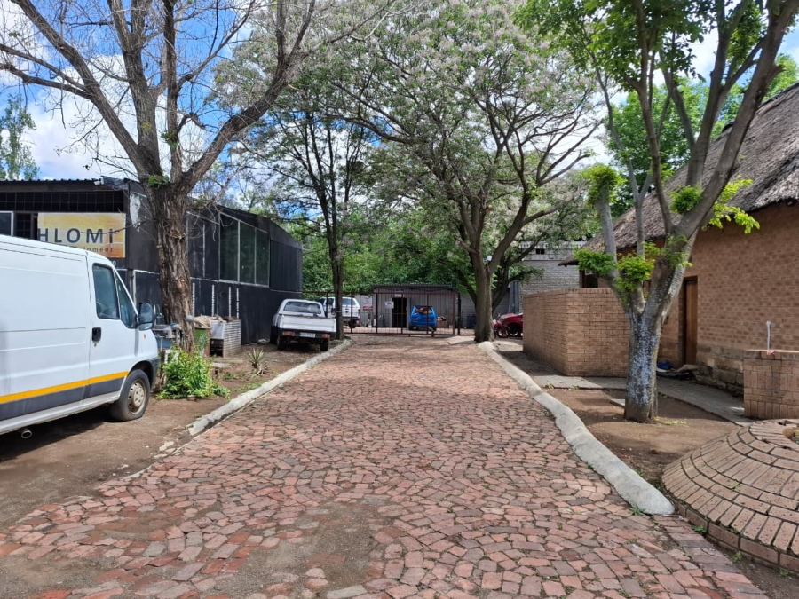 Commercial Property for Sale in Bayswater Free State